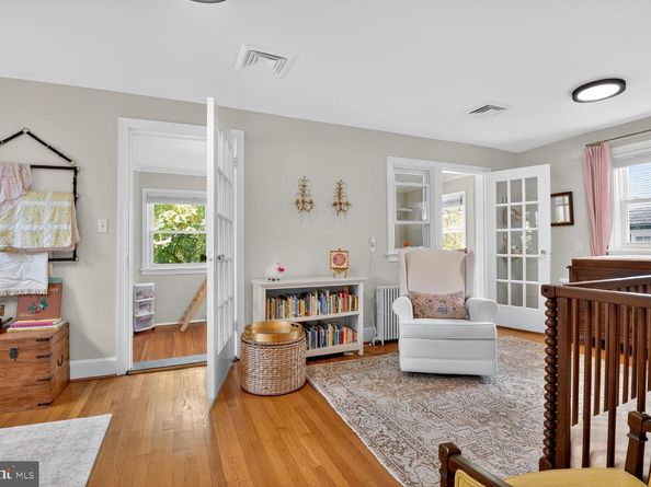 1013 26TH Street S, Arlington VA 22202