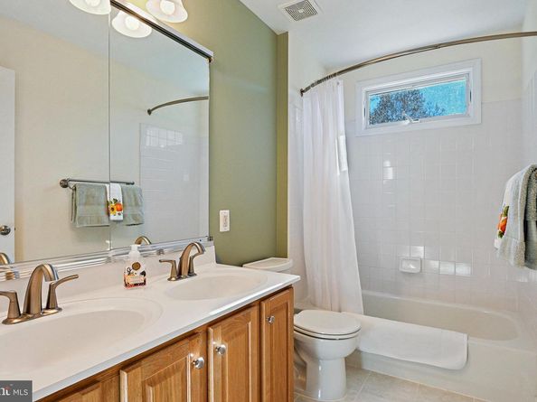 12520 Ridgegate Drive, Herndon VA 20170