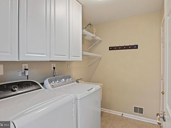 12520 Ridgegate Drive, Herndon VA 20170