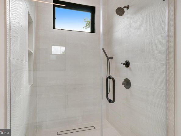 7816 Georgetown Pike, Mclean VA 22102