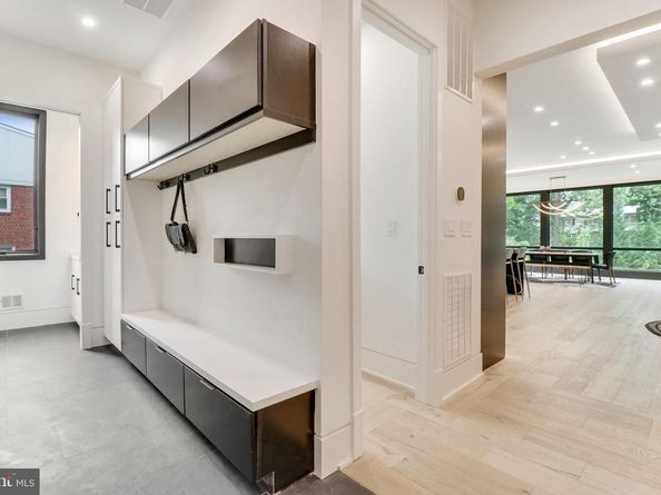 7816 Georgetown Pike, Mclean VA 22102