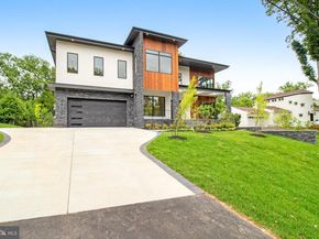 7816 Georgetown Pike, Mclean VA 22102