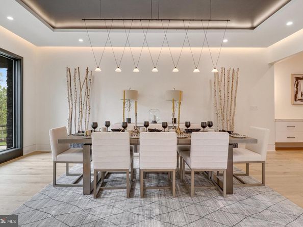 7816 Georgetown Pike, Mclean VA 22102