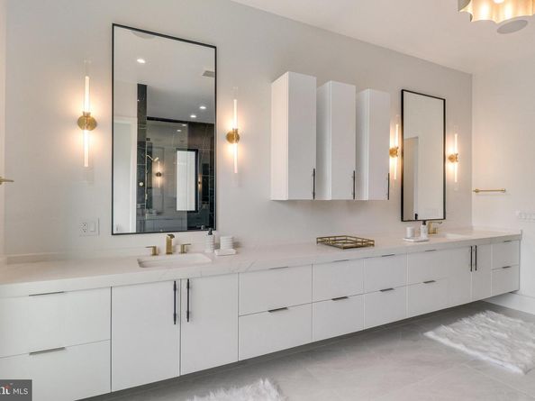 7816 Georgetown Pike, Mclean VA 22102