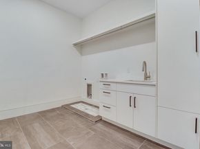 7816 Georgetown Pike, Mclean VA 22102