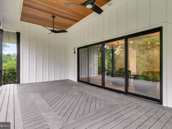 7816 Georgetown Pike, Mclean VA 22102