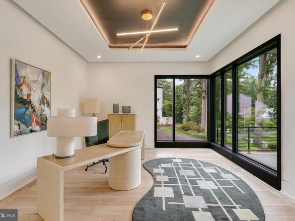 7816 Georgetown Pike, Mclean VA 22102