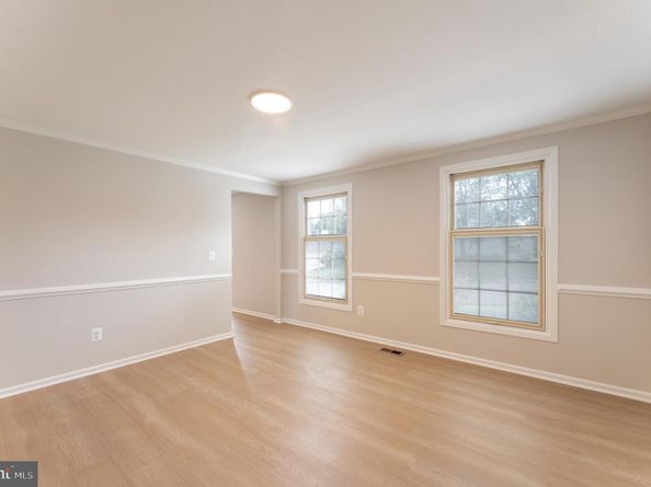 1330 Rock Chapel Road, Herndon VA 20170