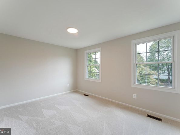 1330 Rock Chapel Road, Herndon VA 20170
