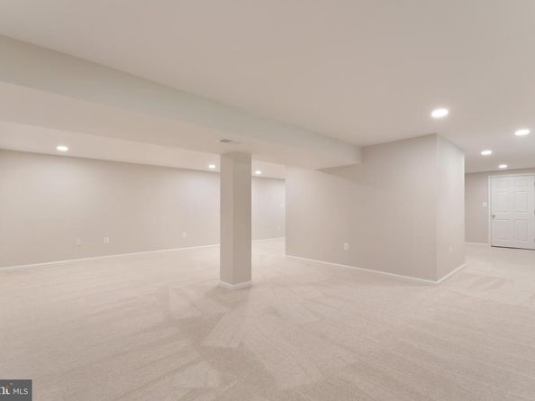 1330 Rock Chapel Road, Herndon VA 20170