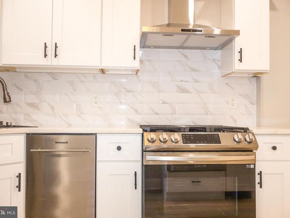 2938 Poplar Street, Philadelphia PA 19130