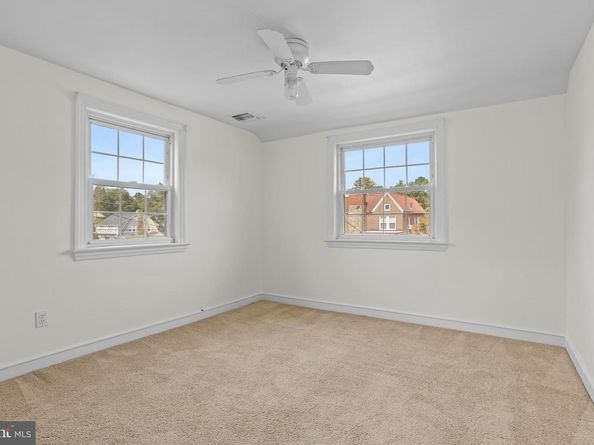 30 Wayne Avenue, Springfield PA 19064