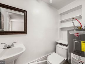 6617 Church Lane, Upper Darby PA 19082