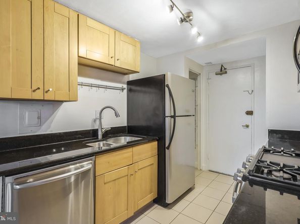 1830 Columbia Pike G3, Arlington VA 22204