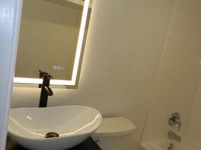 4325 Halley Terrace SE 101, Washington DC 20032