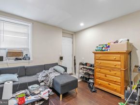 1037 Crease Street, Philadelphia PA 19125