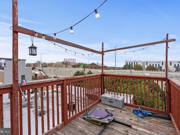 1037 Crease Street, Philadelphia PA 19125