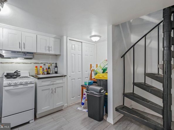1037 Crease Street, Philadelphia PA 19125