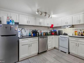 1037 Crease Street, Philadelphia PA 19125