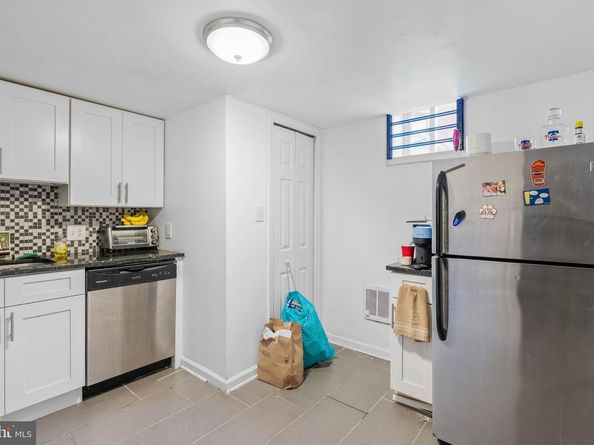 1037 Crease Street, Philadelphia PA 19125