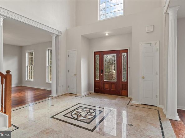 2659 Military Road, Arlington VA 22207