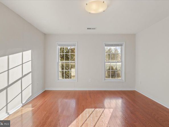 2659 Military Road, Arlington VA 22207