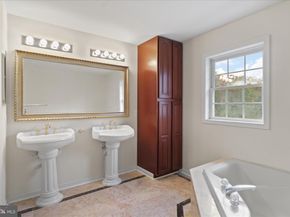 2659 Military Road, Arlington VA 22207