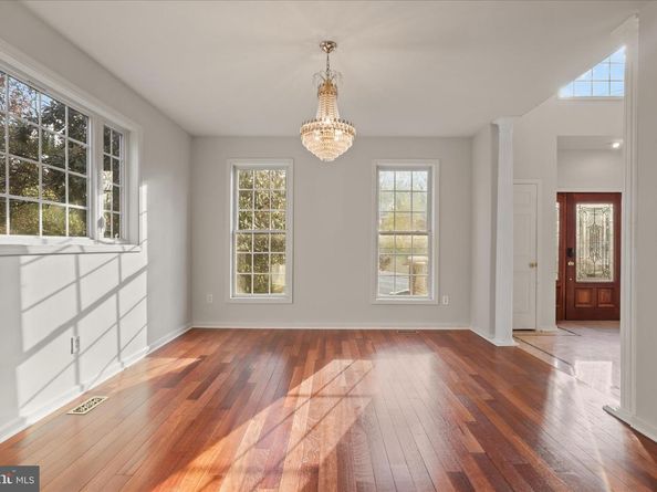 2659 Military Road, Arlington VA 22207