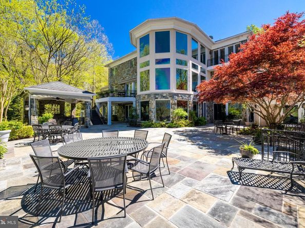 658 Live Oak Drive, Mclean VA 22101