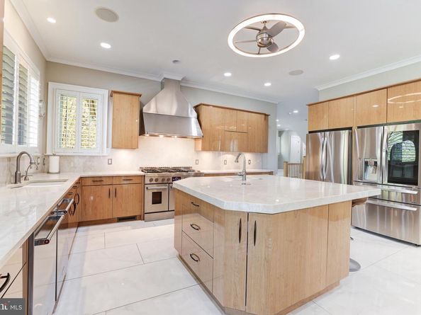 658 Live Oak Drive, Mclean VA 22101