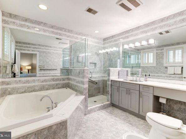 658 Live Oak Drive, Mclean VA 22101