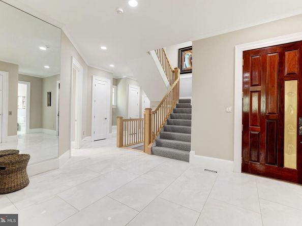 658 Live Oak Drive, Mclean VA 22101