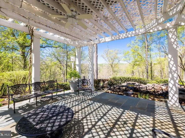 658 Live Oak Drive, Mclean VA 22101