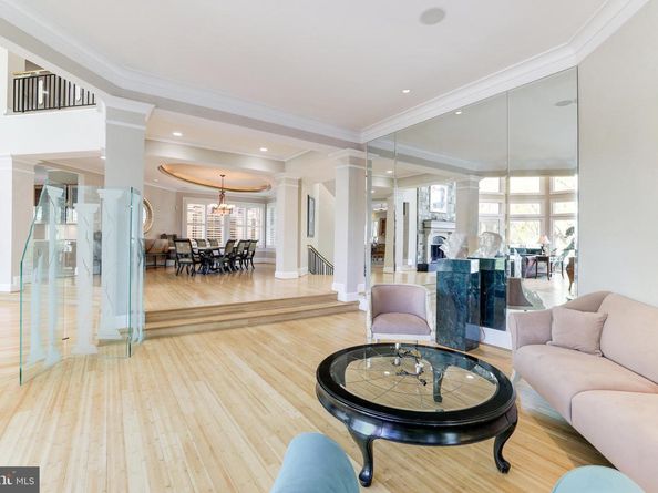 658 Live Oak Drive, Mclean VA 22101