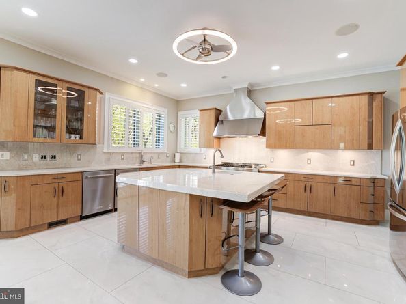 658 Live Oak Drive, Mclean VA 22101