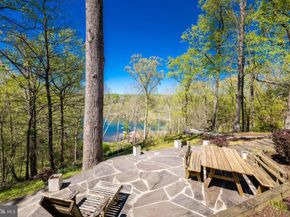 658 Live Oak Drive, Mclean VA 22101