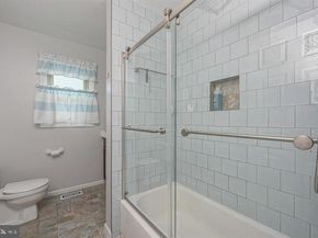 3701 President Street, Philadelphia PA 19114