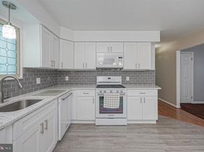 3701 President Street, Philadelphia PA 19114