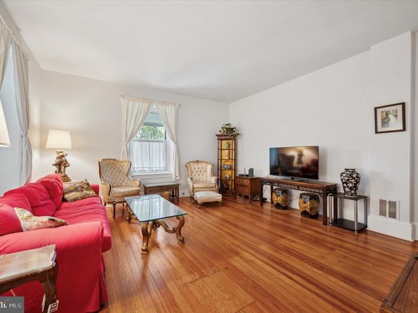 608 Washington Lane, Jenkintown PA 19046