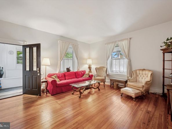 608 Washington Lane, Jenkintown PA 19046