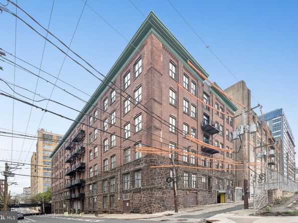 428 N 13TH Street 3E, Philadelphia PA 19123