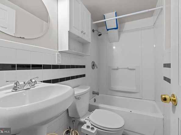 4401 Pine Street, Philadelphia PA 19104