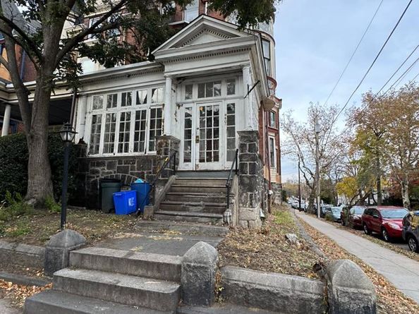 4401 Pine Street, Philadelphia PA 19104