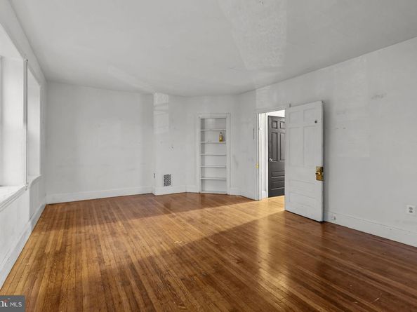 4401 Pine Street, Philadelphia PA 19104