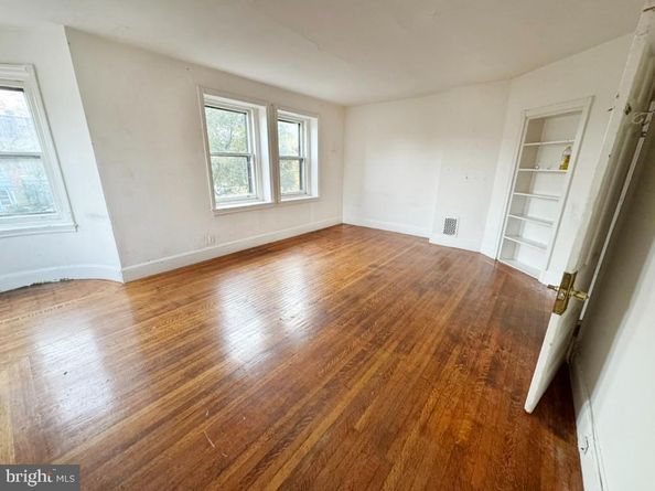 4401 Pine Street, Philadelphia PA 19104