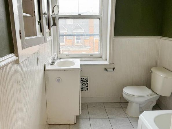 4401 Pine Street, Philadelphia PA 19104