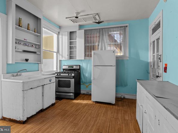 4401 Pine Street, Philadelphia PA 19104