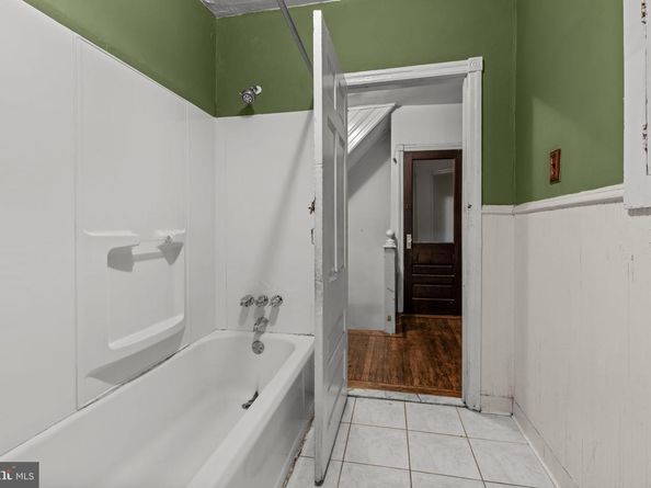 4401 Pine Street, Philadelphia PA 19104