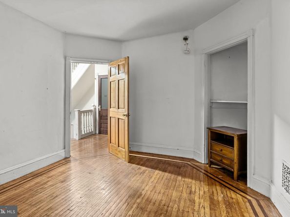 4401 Pine Street, Philadelphia PA 19104