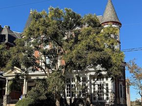 4401 Pine Street, Philadelphia PA 19104